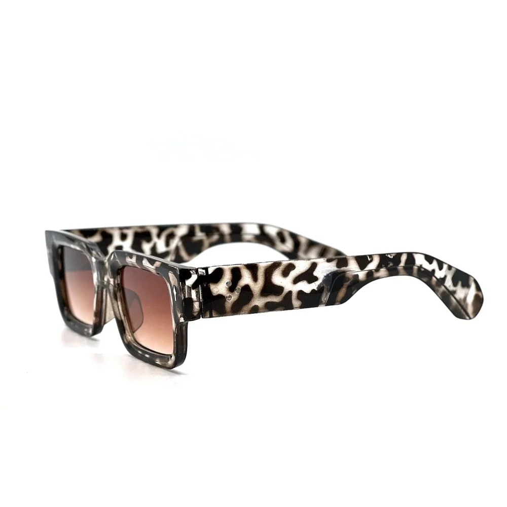 N/A chic leopard